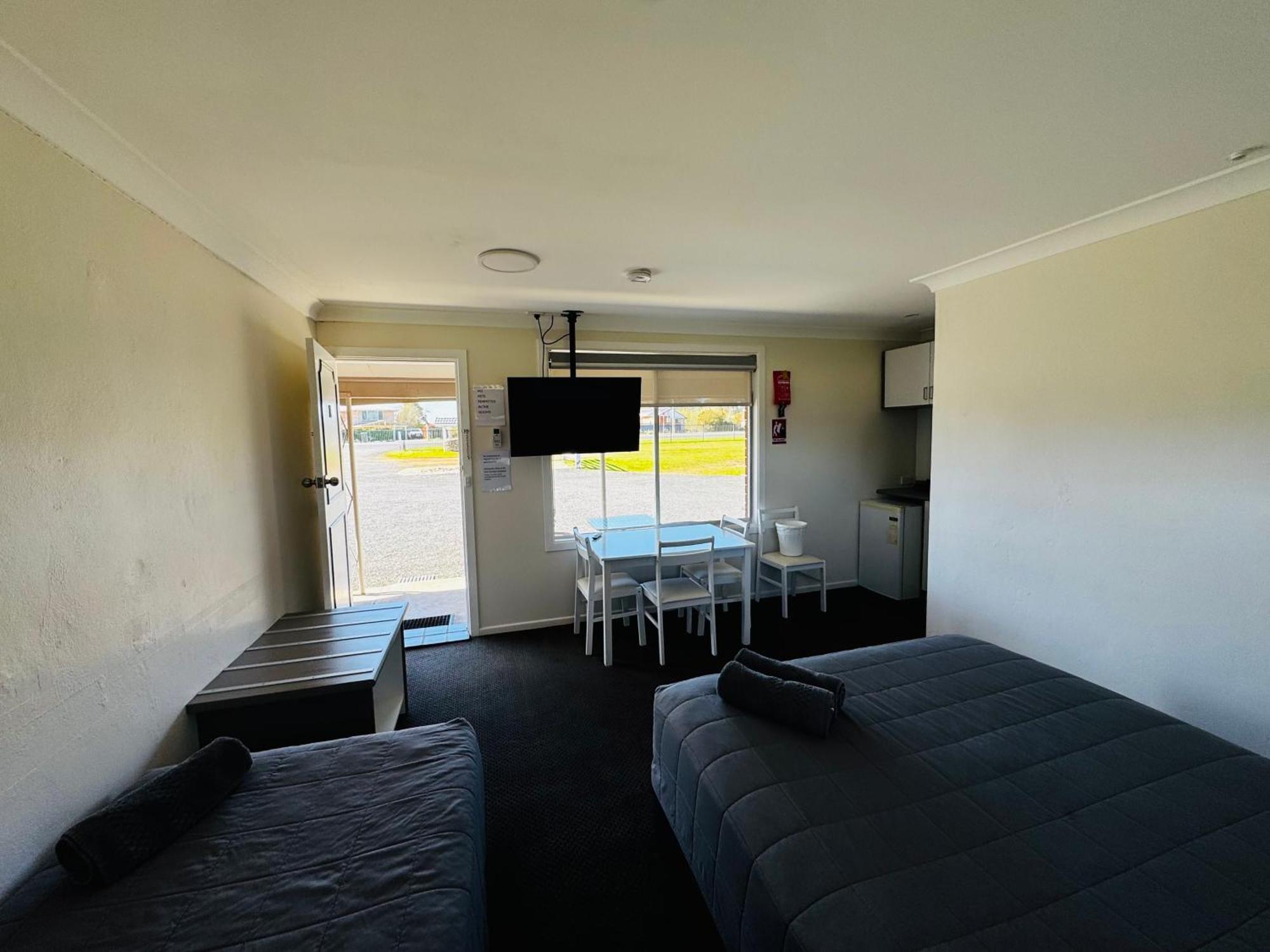 Altona Motel Uralla Экстерьер фото